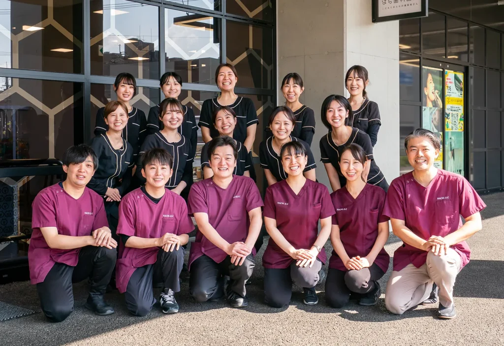 インプラント専門医が監修する安心の治療体制