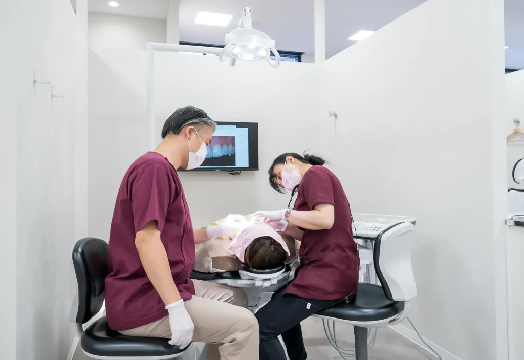 痛みと腫れを最小限に抑えた治療